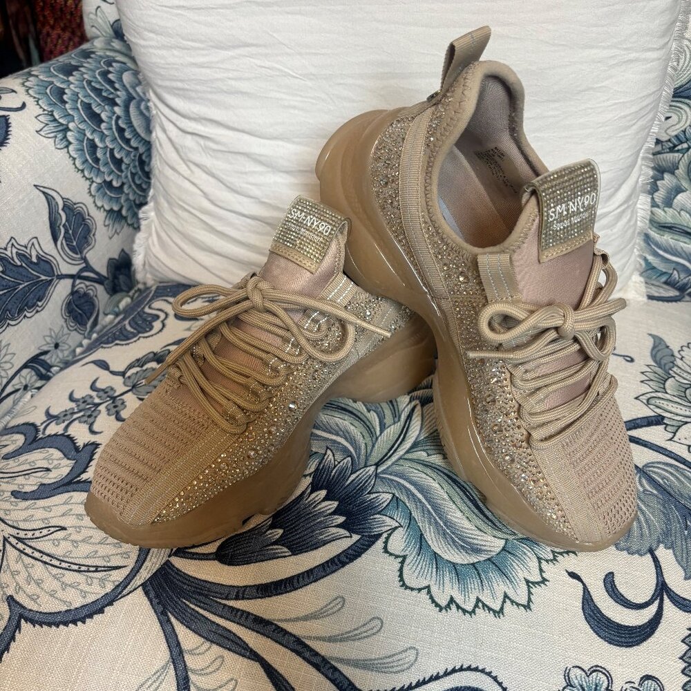 STEVE MADDEN SNEAKERS